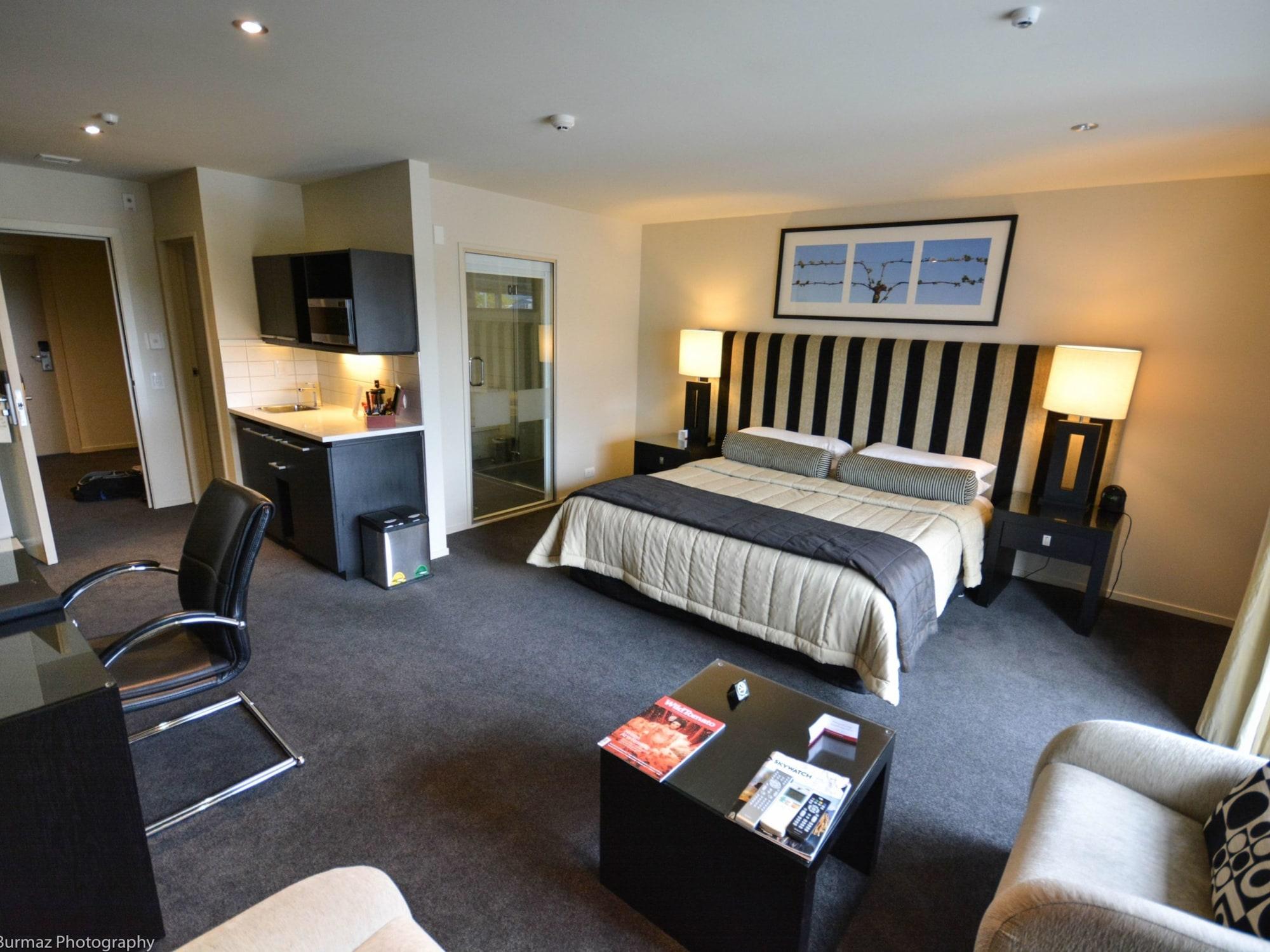 Carnmore Chateau Marlborough Бленхайм Екстериор снимка A studio apartment in New Zealand